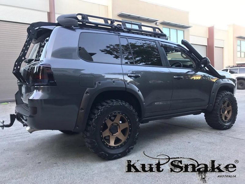 Kut Snake Flares for Toyota Landcruiser 200 Series ABS - Sunyee