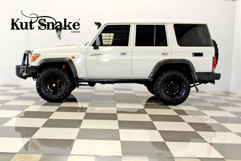 Kut Snake Flares For Toyota Landcruiser 76 Series ABS Kit Full Set 2007-on - Sunyee