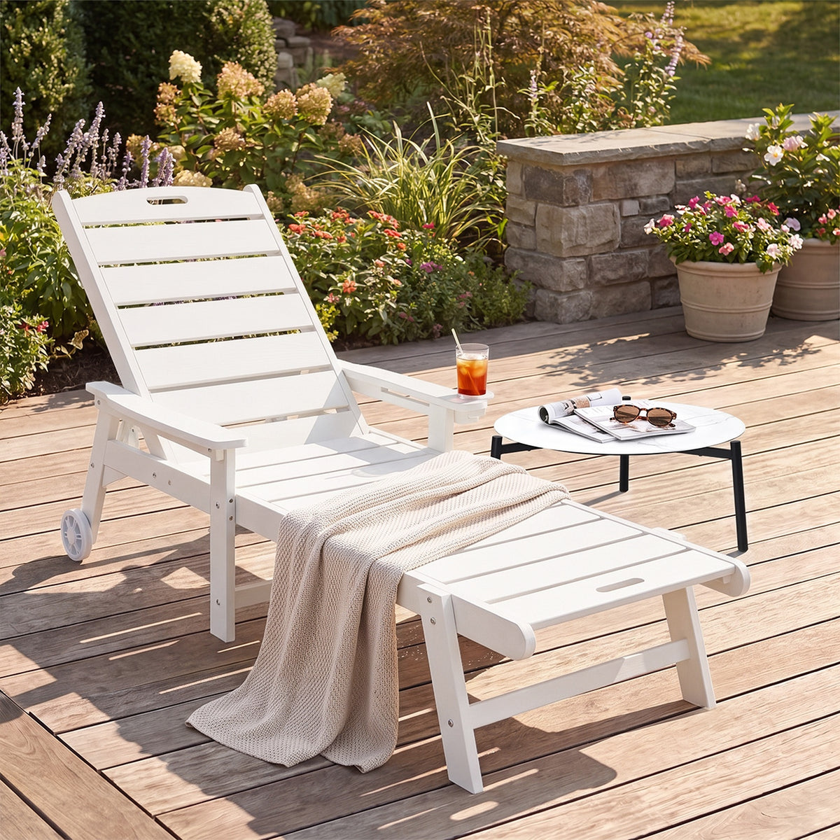 Livsip HDPE Sun Lounge Adjustable Outdoor Lounger Beach Chair with Wheels White