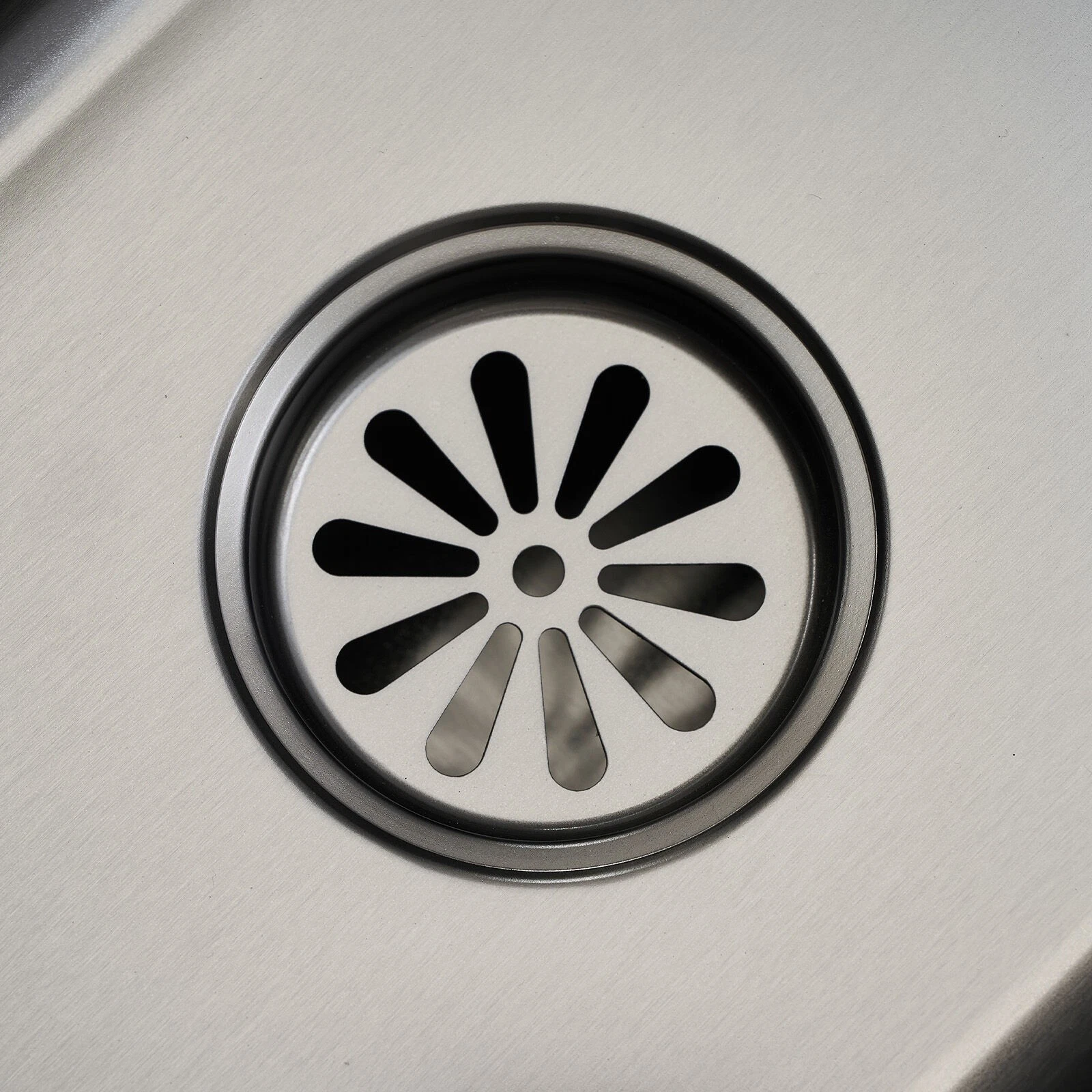 Welba Kitchen Sink 75X45CM Stainless Steel Single Bowl Basin With Waste Black - Sunyee