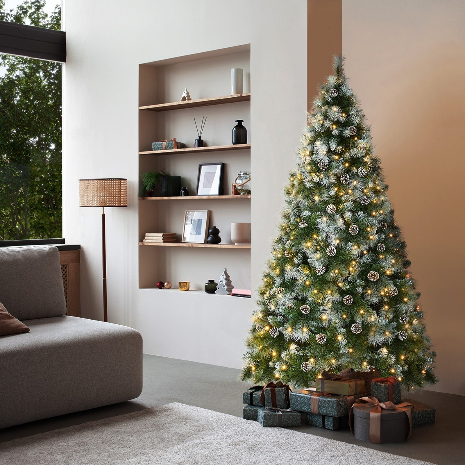 Tinseltown LED Christmas Tree 1.8M 6FT Pre-lit Light 8 Flash Modes Pine Cones - Sunyee